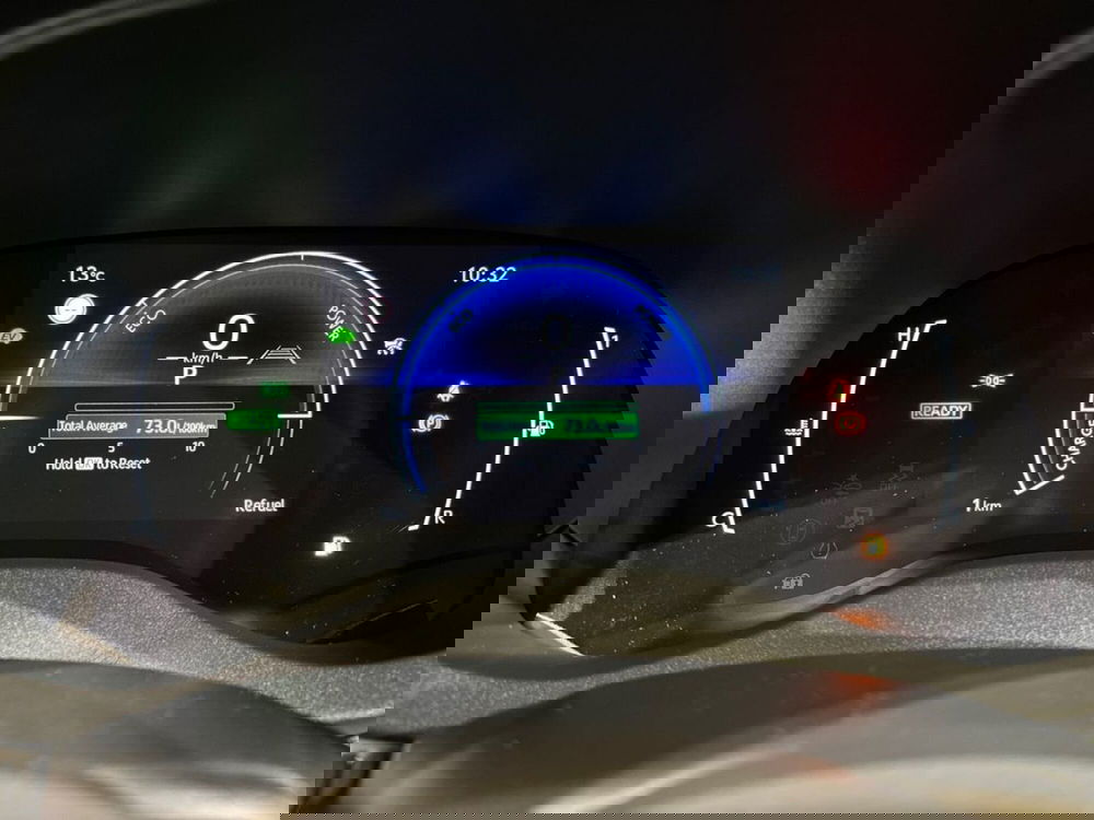 Toyota Yaris nuova a Lecco (9)