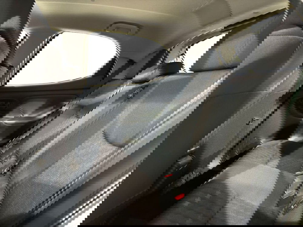 Toyota Yaris nuova a Lecco (11)