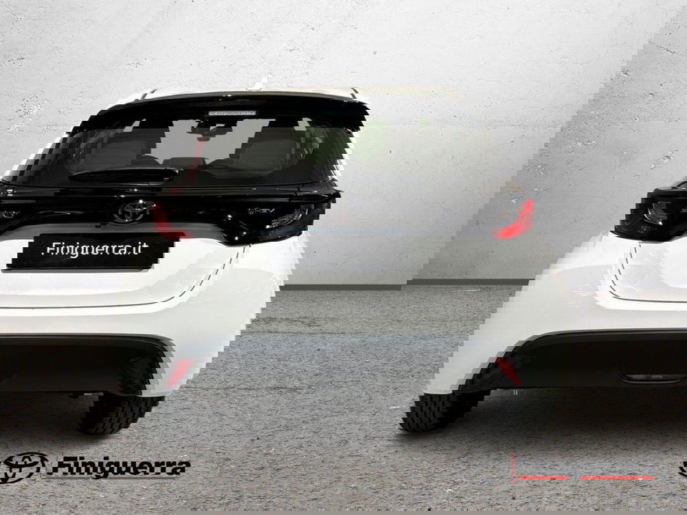 Toyota Yaris nuova a Lecco (3)