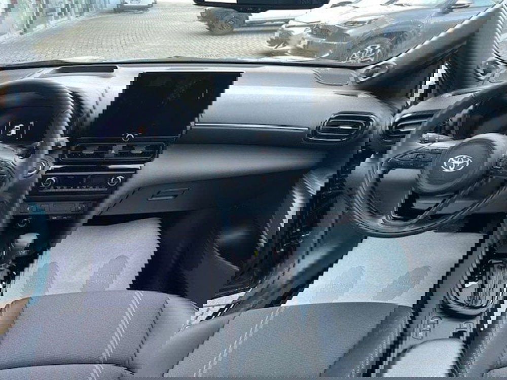 Toyota Yaris Cross usata a Como (7)