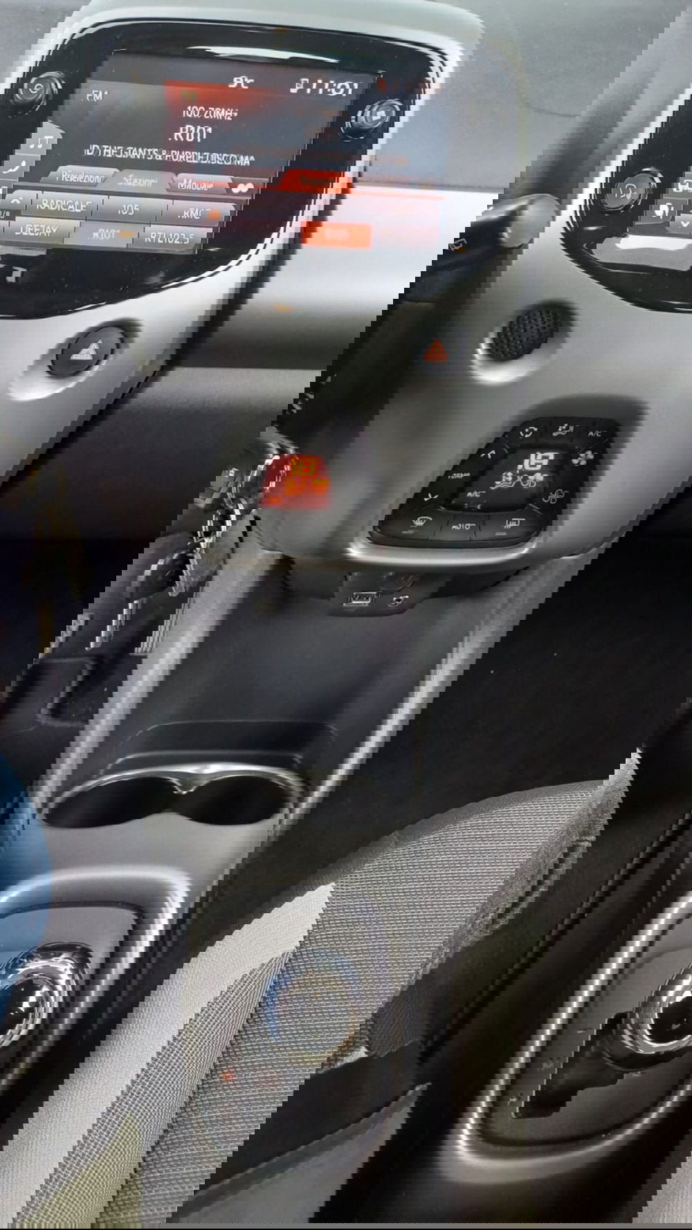 Toyota Aygo usata a Como (6)