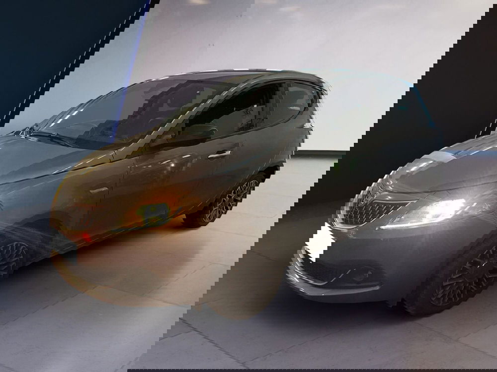 Lancia Ypsilon usata a Torino (3)