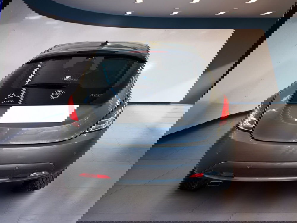 Lancia Ypsilon usata a Torino (5)