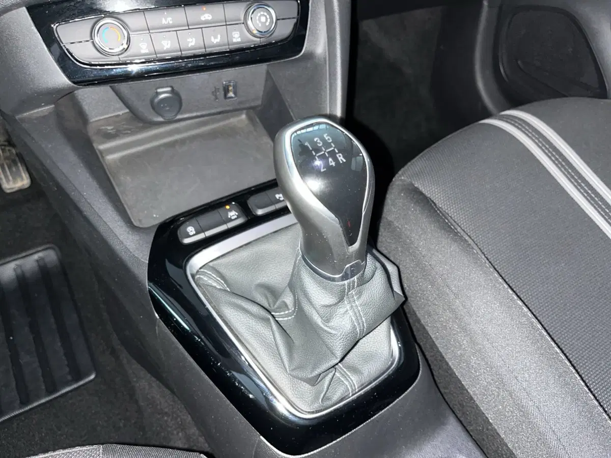 Opel Corsa usata a Torino (14)