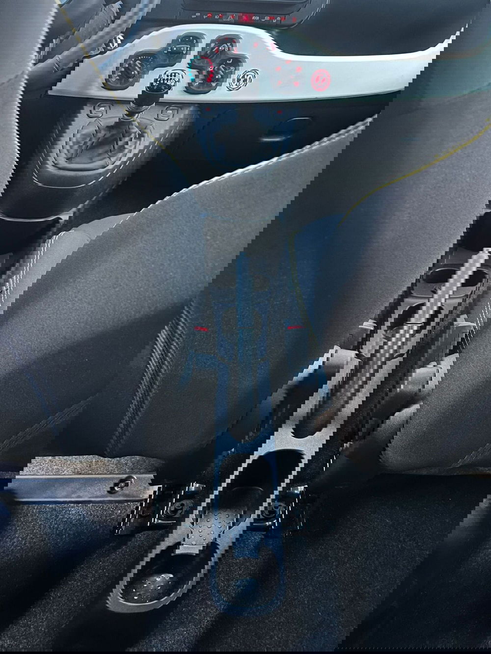 Fiat Panda Cross usata a Milano (20)