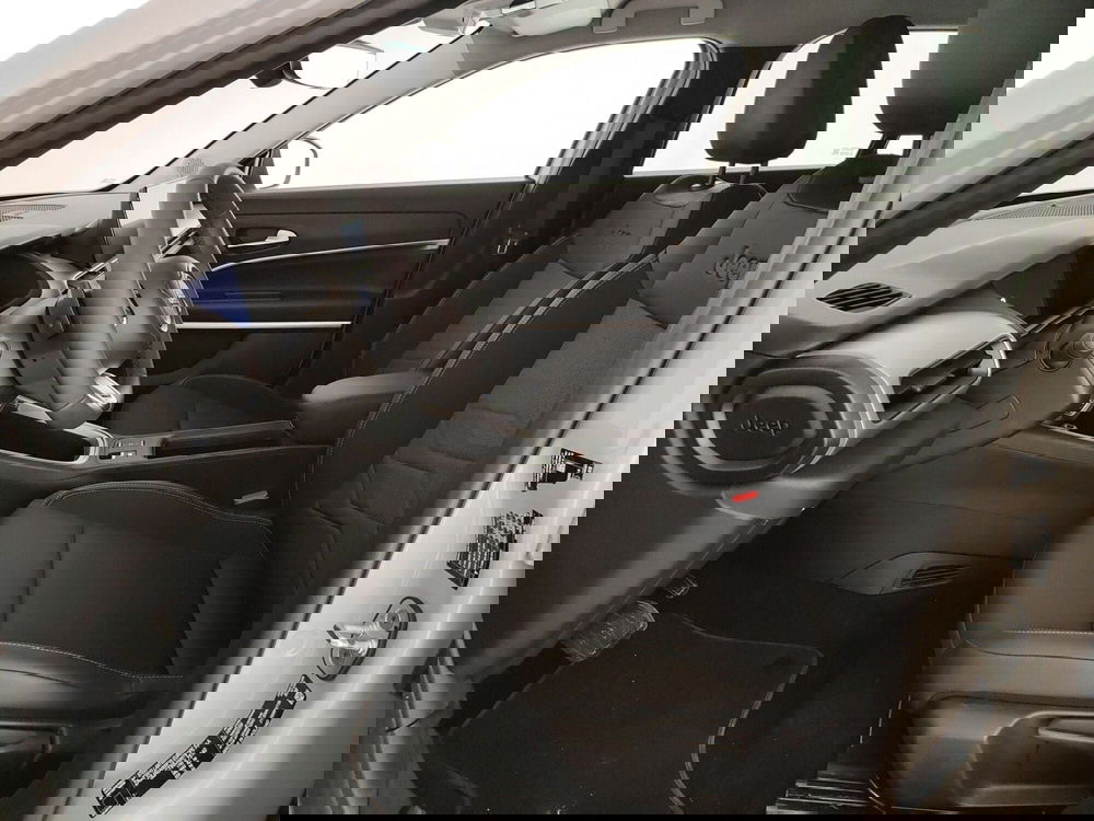 Jeep Avenger usata a Caserta (16)