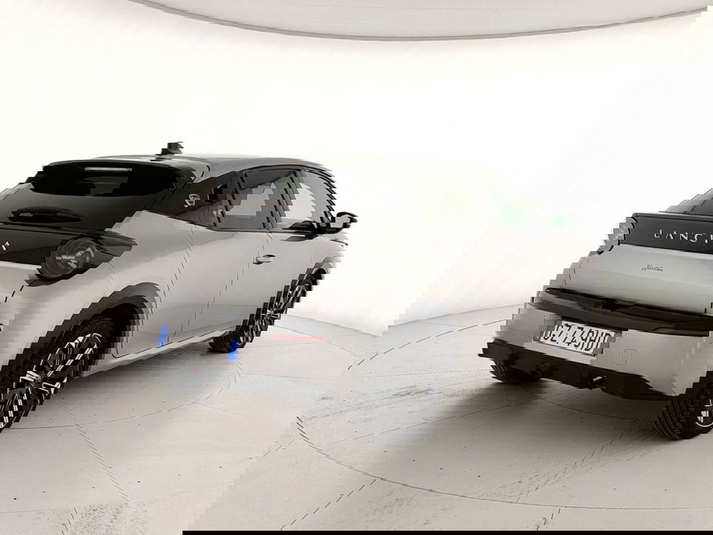 Lancia Ypsilon usata a Caserta (6)