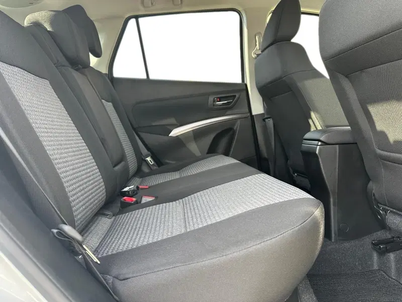 Suzuki S-Cross nuova a Pistoia (14)