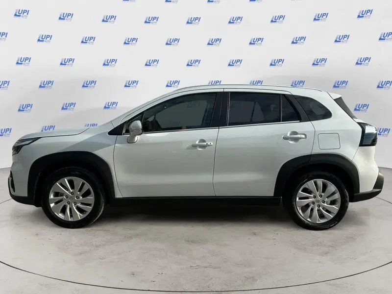 Suzuki S-Cross nuova a Pistoia (3)