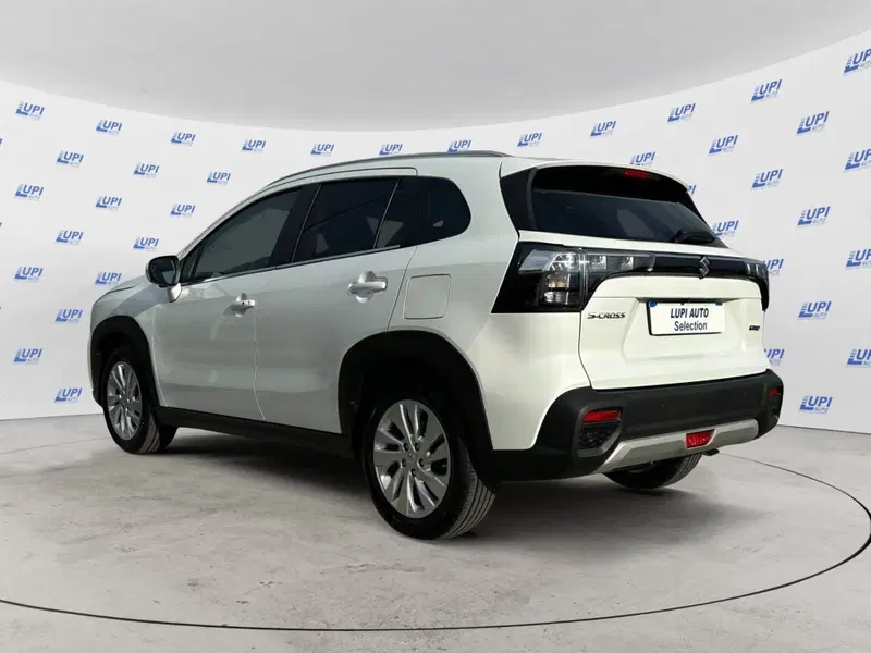 Suzuki S-Cross nuova a Pistoia (5)