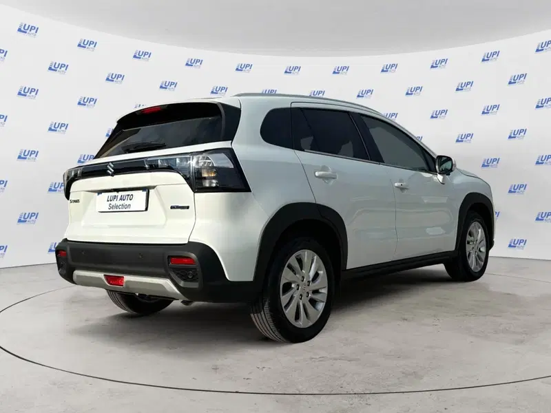 Suzuki S-Cross nuova a Pistoia (7)