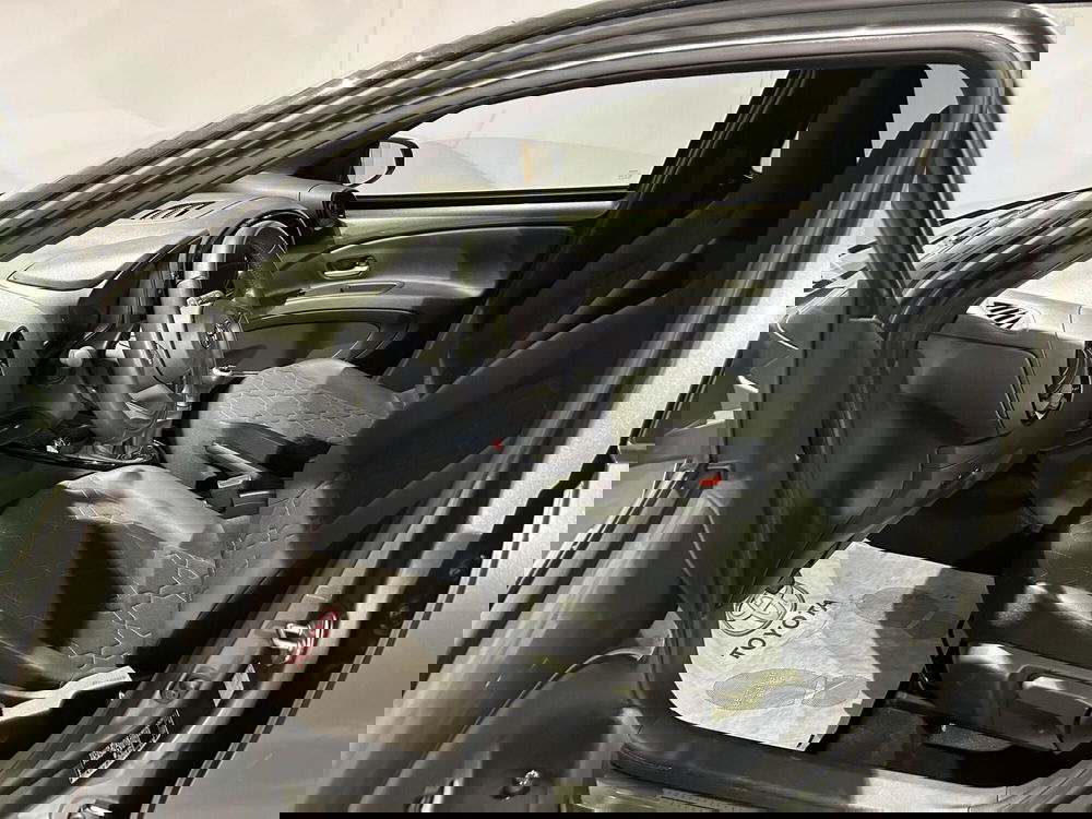 Toyota Aygo X usata a Milano (12)
