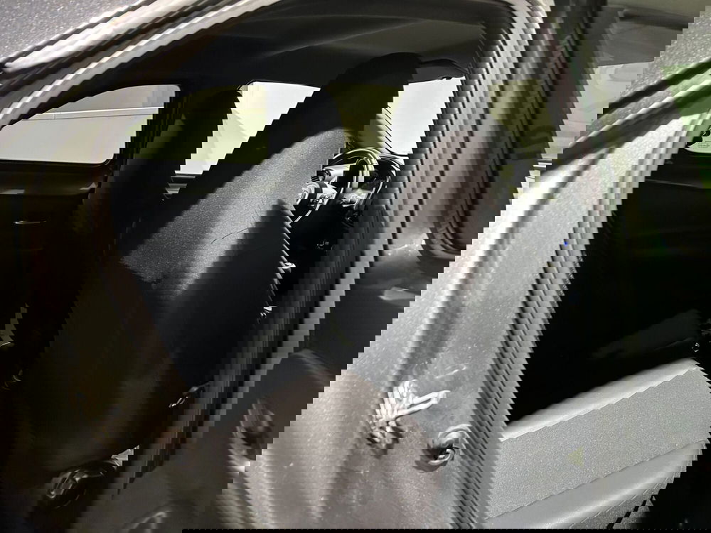 Toyota Aygo X usata a Milano (8)