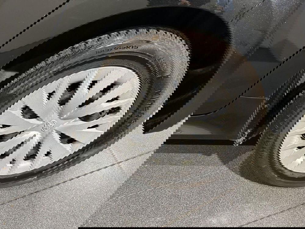 Toyota Yaris usata a Milano (13)