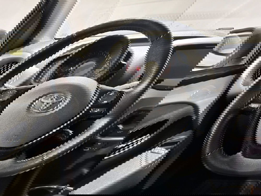 Toyota Aygo usata a Milano (10)