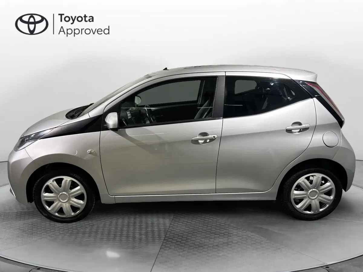 Toyota Aygo usata a Milano (3)