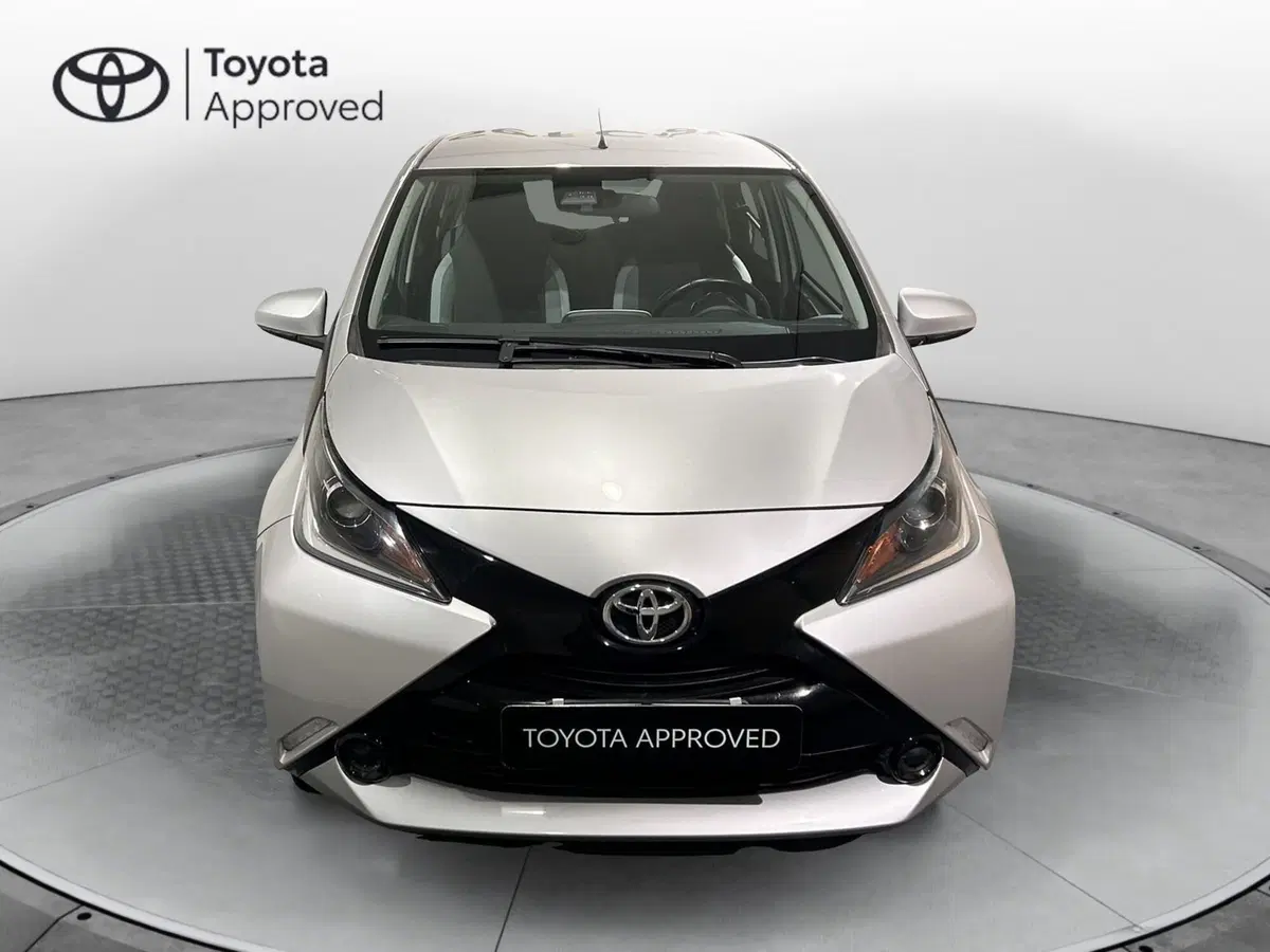 Toyota Aygo usata a Milano (5)