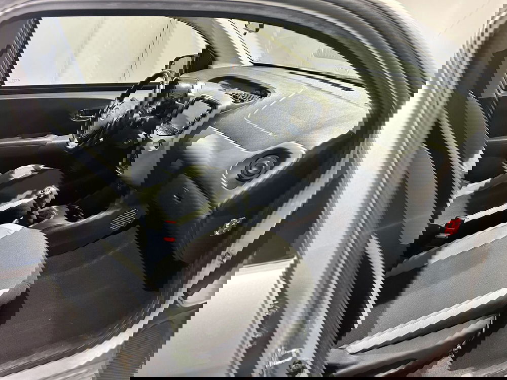Toyota Aygo usata a Milano (6)