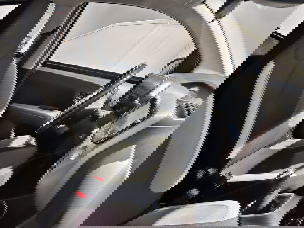 Toyota Aygo usata a Milano (7)