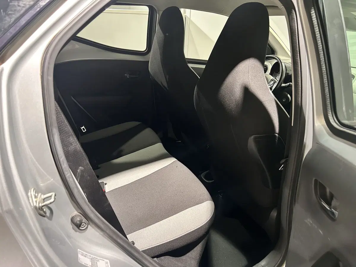 Toyota Aygo usata a Milano (8)