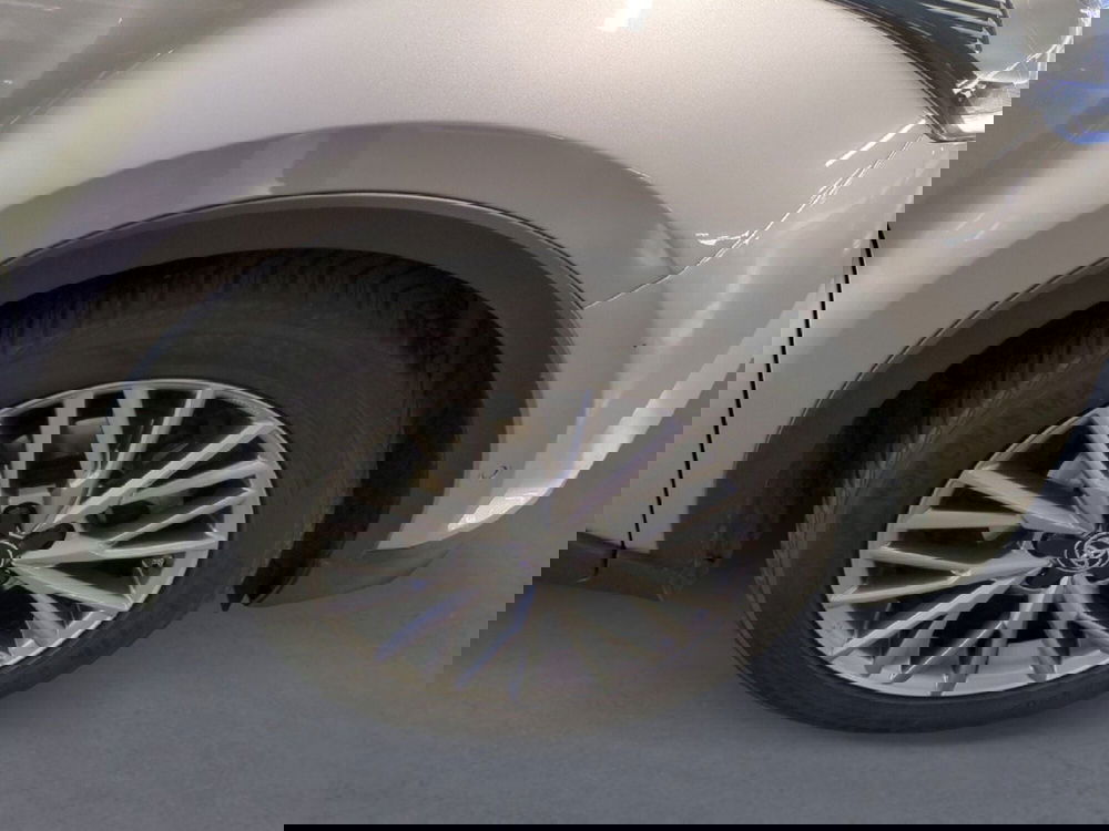 Toyota Toyota C-HR usata a Milano (10)