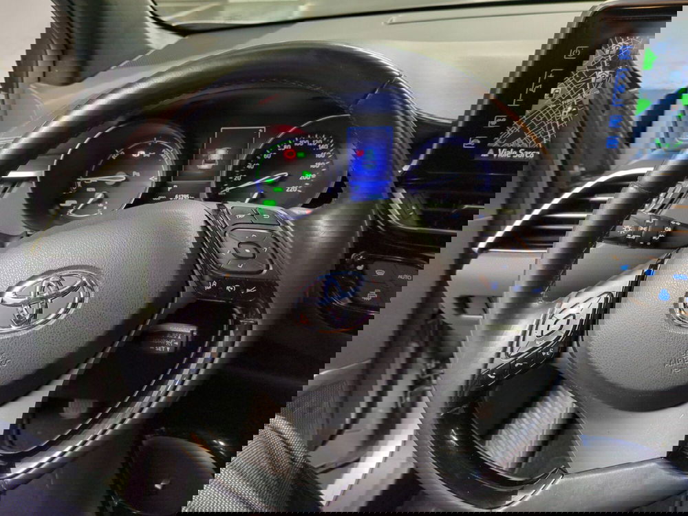 Toyota Toyota C-HR usata a Milano (15)