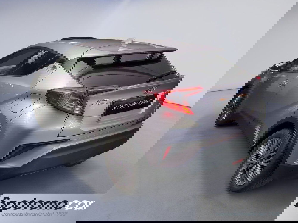 Toyota Toyota C-HR usata a Milano (4)