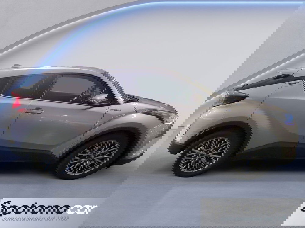 Toyota Toyota C-HR usata a Milano (9)