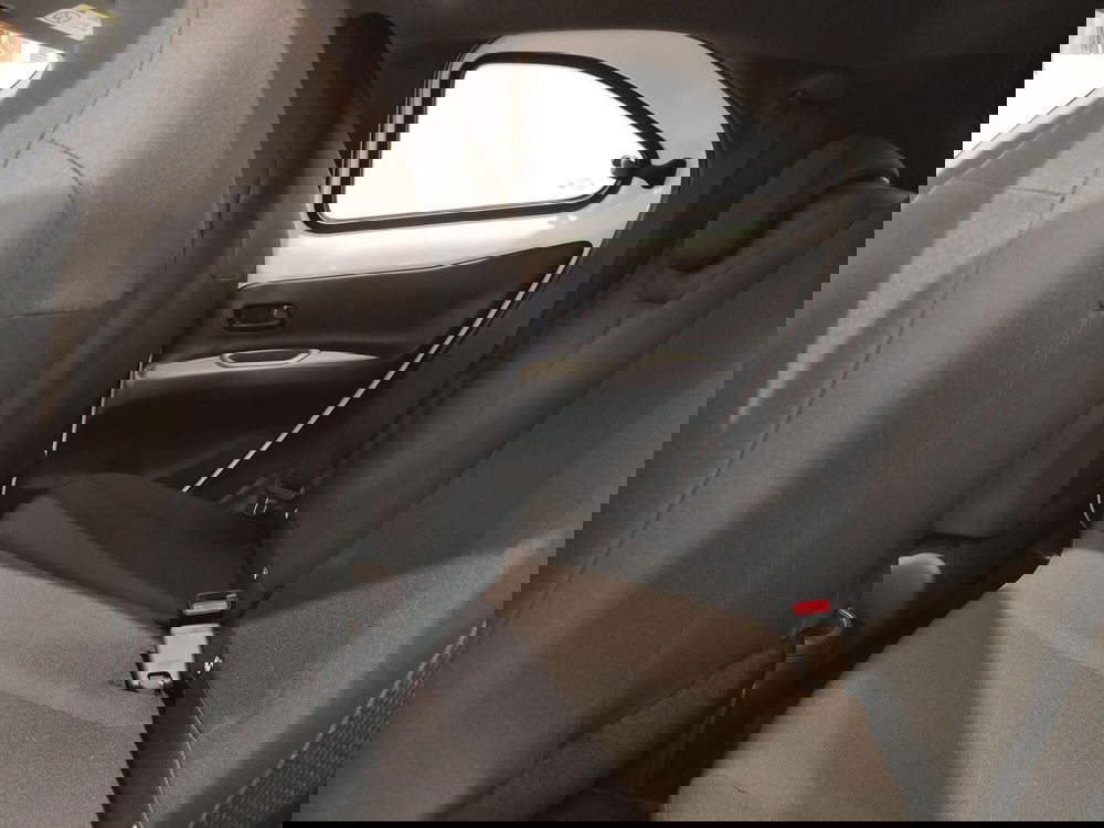 Toyota Aygo X usata a Frosinone (14)