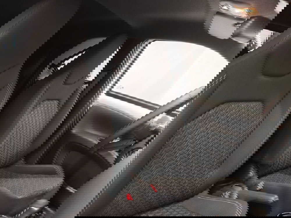 Toyota Aygo X usata a Frosinone (6)