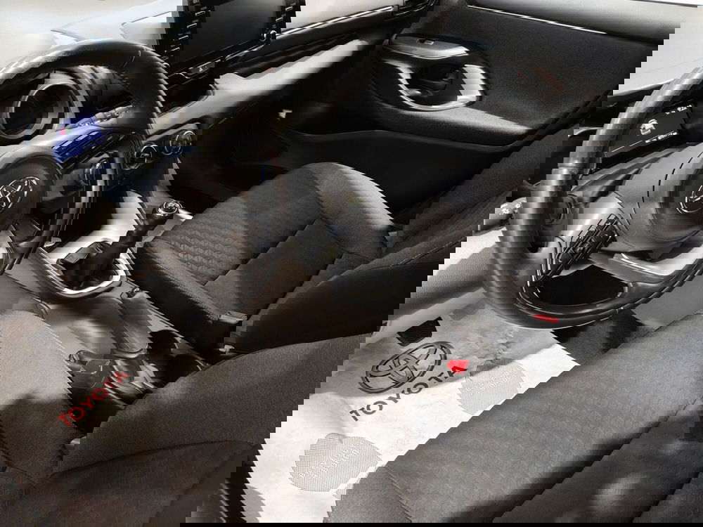 Toyota Yaris usata a Roma (12)