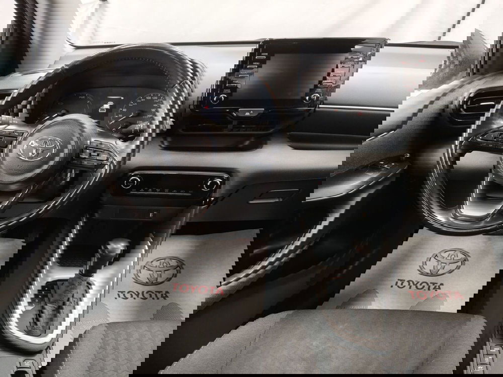 Toyota Yaris usata a Roma (10)