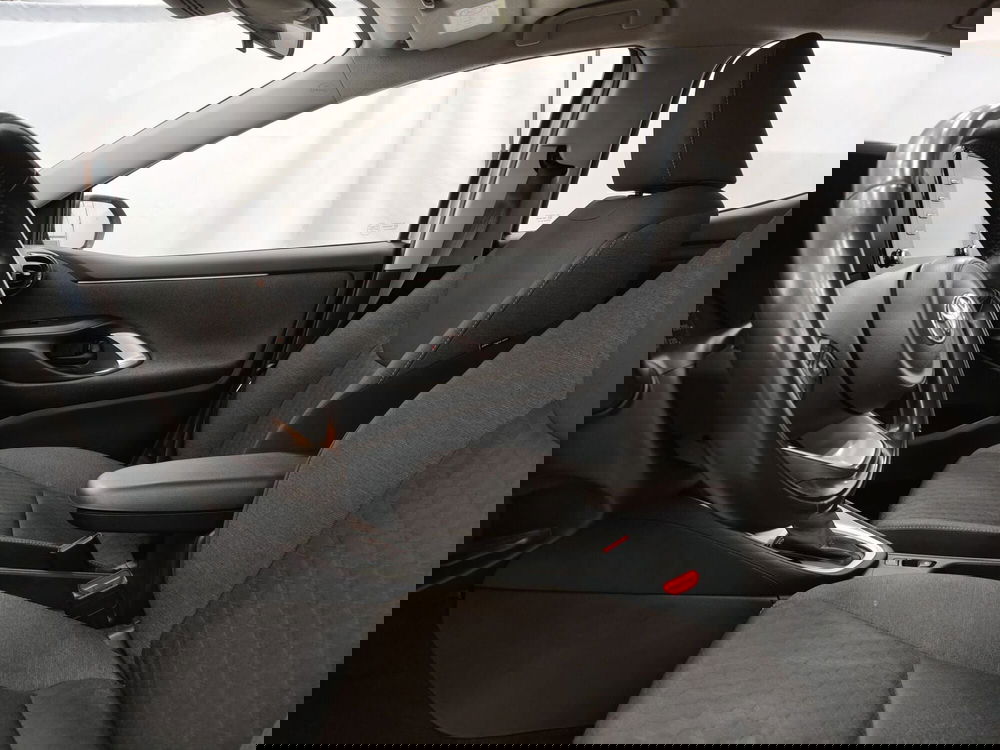 Toyota Yaris usata a Roma (12)