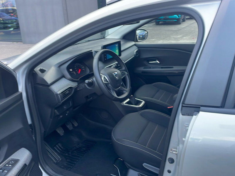 Dacia Jogger usata a Bologna (10)