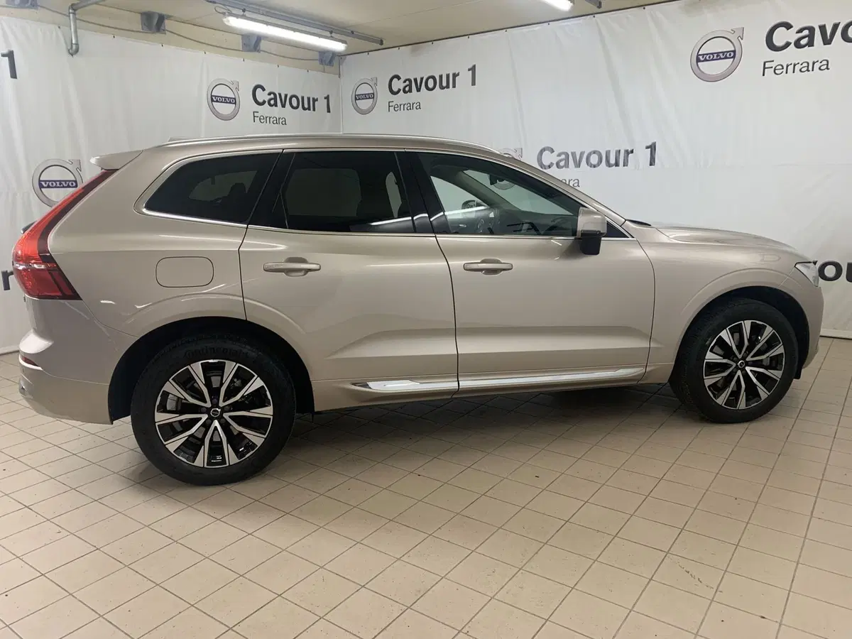 Volvo XC60 usata a Ferrara (10)