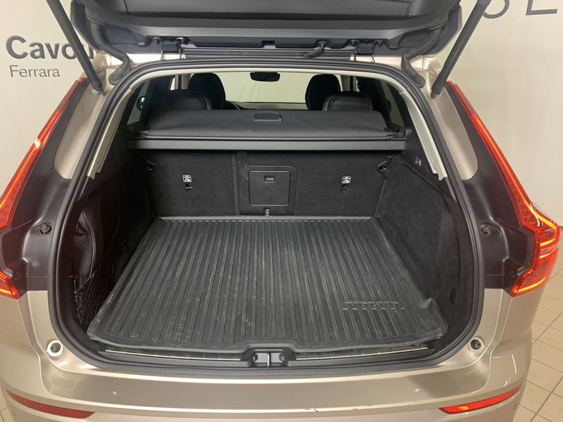 Volvo XC60 usata a Ferrara (15)