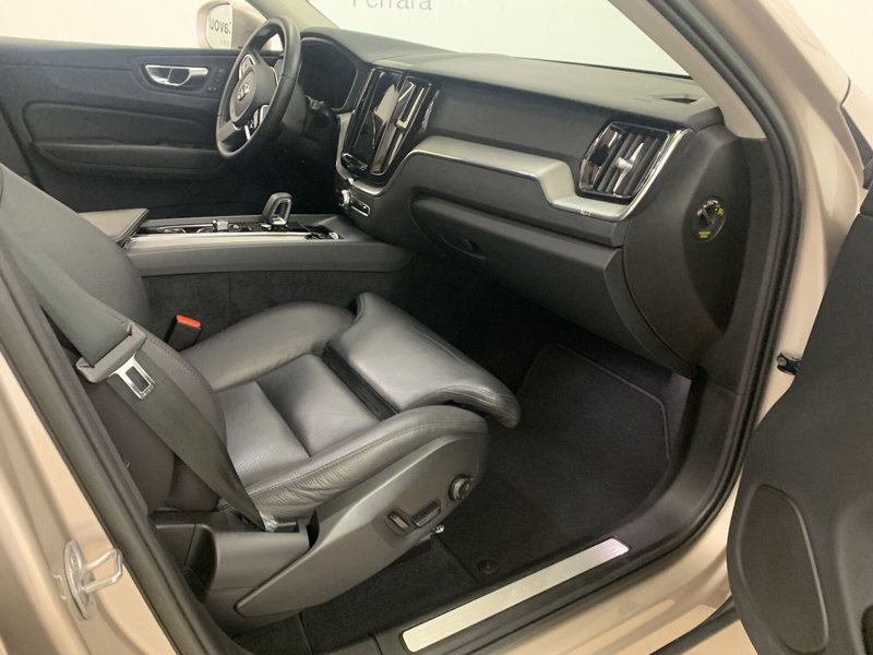 Volvo XC60 usata a Ferrara (17)