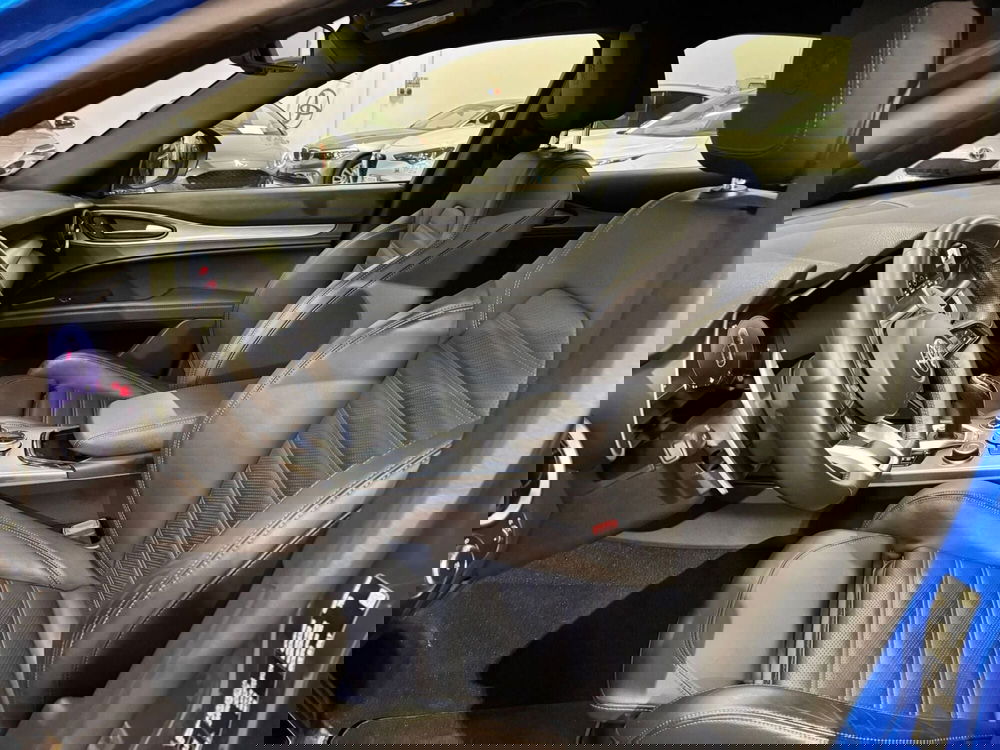 Alfa Romeo Stelvio usata a Modena (12)