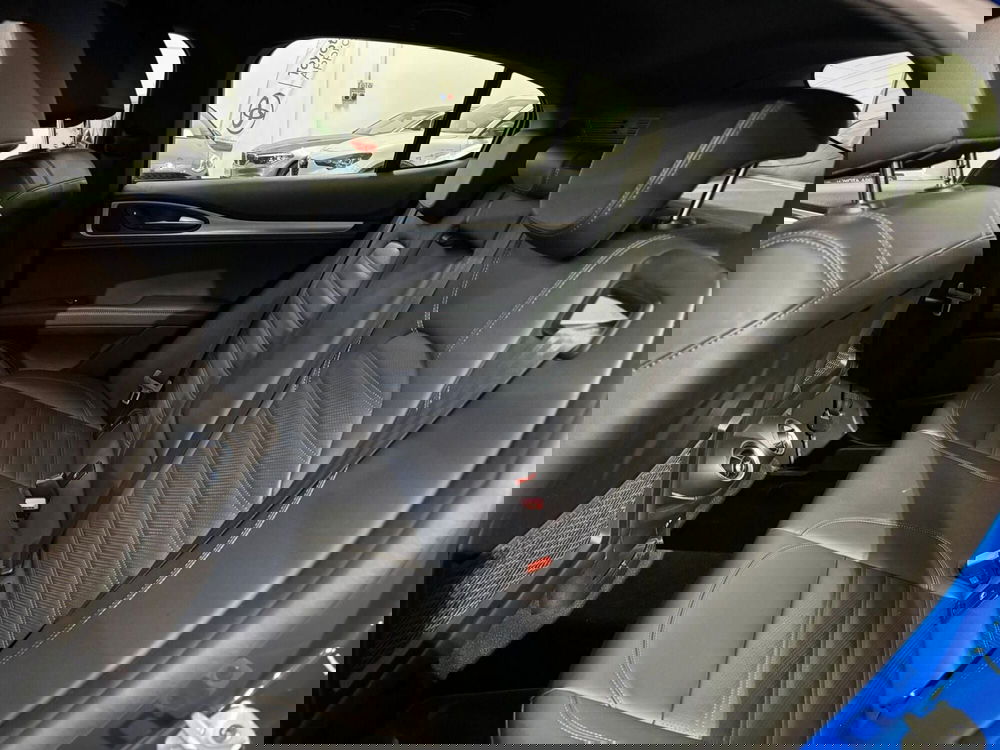 Alfa Romeo Stelvio usata a Modena (14)