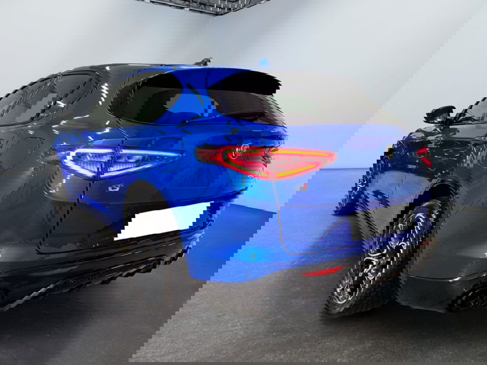 Alfa Romeo Stelvio usata a Modena (7)