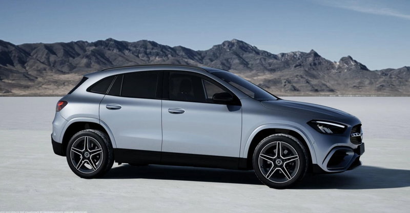 Mercedes-Benz GLA SUV nuova a Bergamo (2)