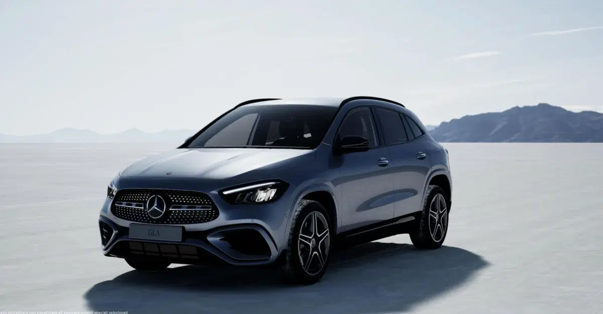 Mercedes-Benz GLA SUV nuova a Bergamo (3)
