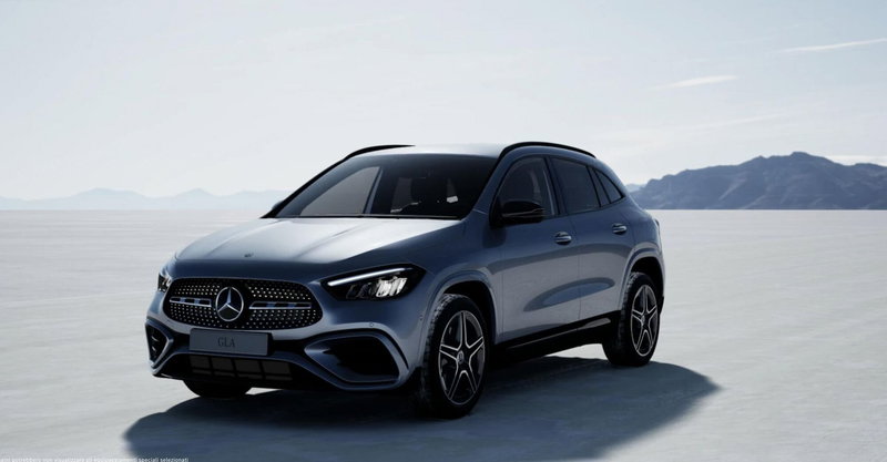 Mercedes-Benz GLA SUV nuova a Bergamo (3)
