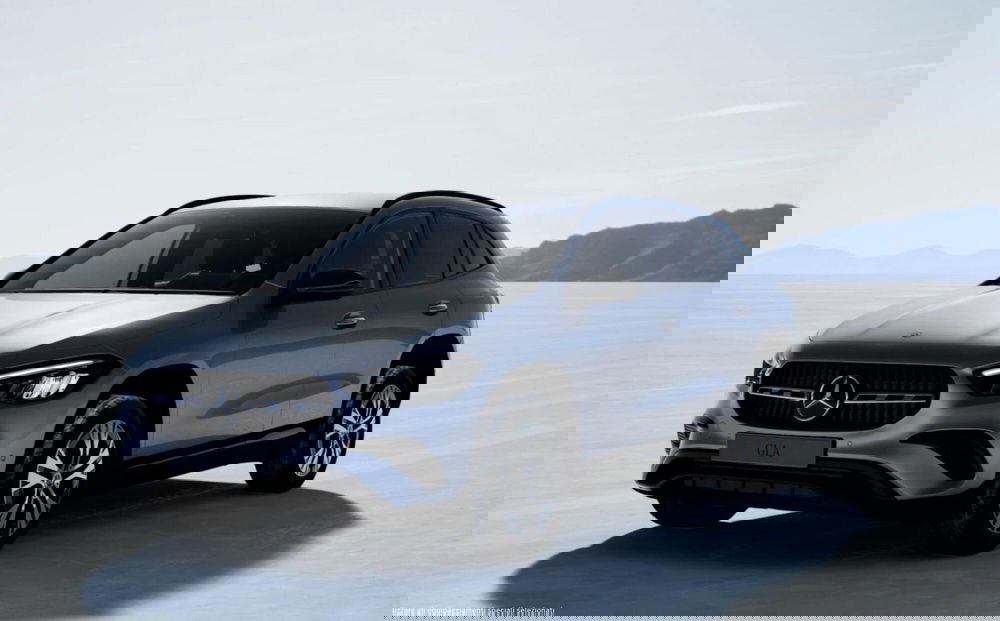 Mercedes-Benz GLA SUV nuova a Bergamo (4)