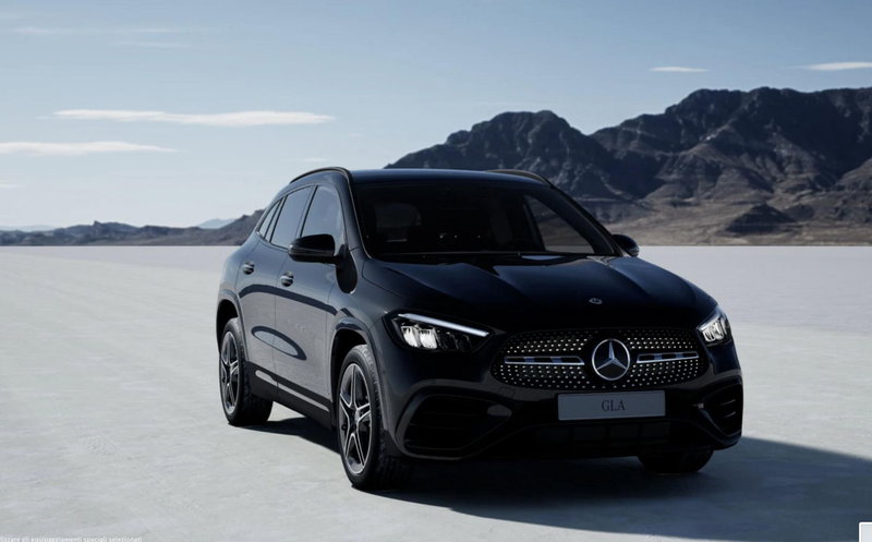 Mercedes-Benz GLA SUV nuova a Bergamo (3)