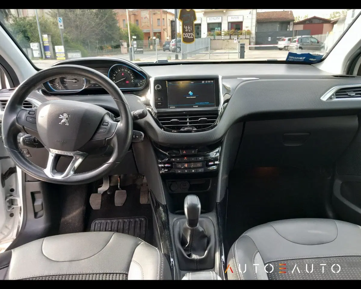 Peugeot 2008 usata a Parma (11)
