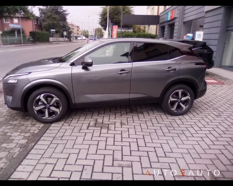 Nissan Qashqai usata a Parma (2)