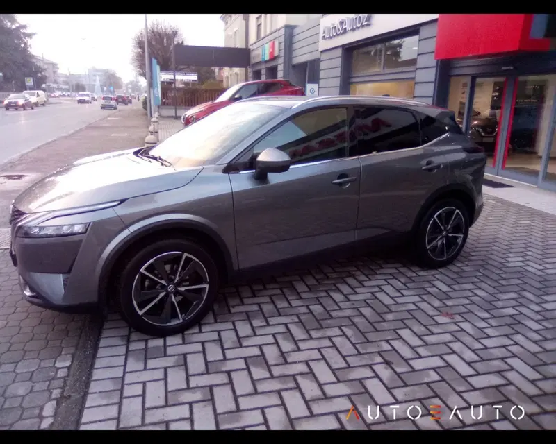 Nissan Qashqai usata a Parma (2)