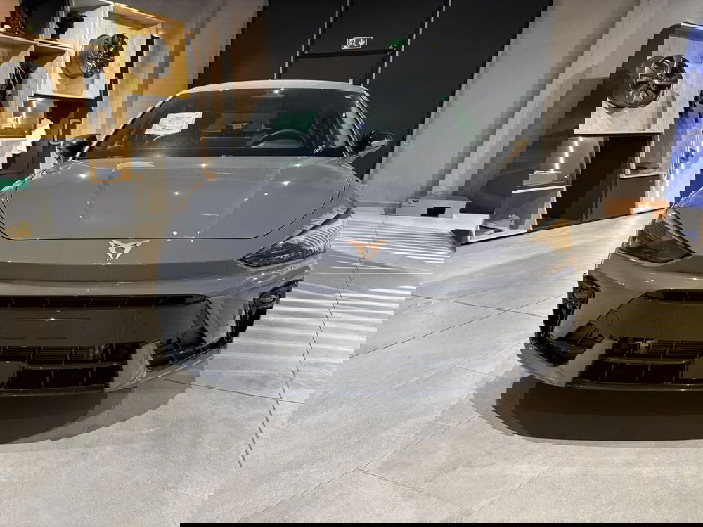 Cupra Leon nuova a Ferrara (2)