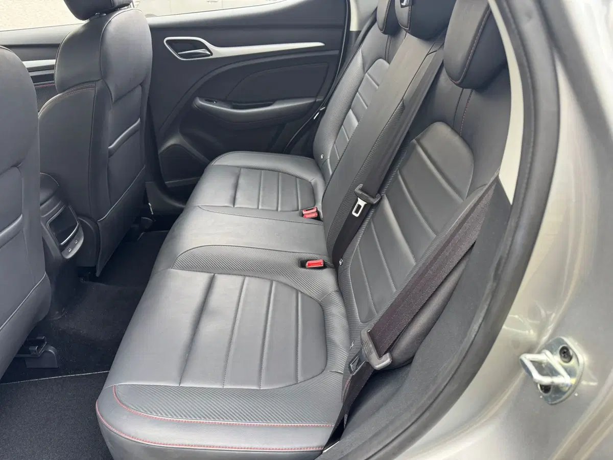 Mg ZS usata a Ferrara (8)
